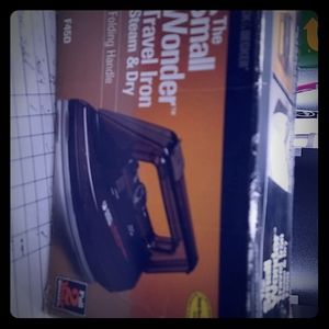 Travel iron